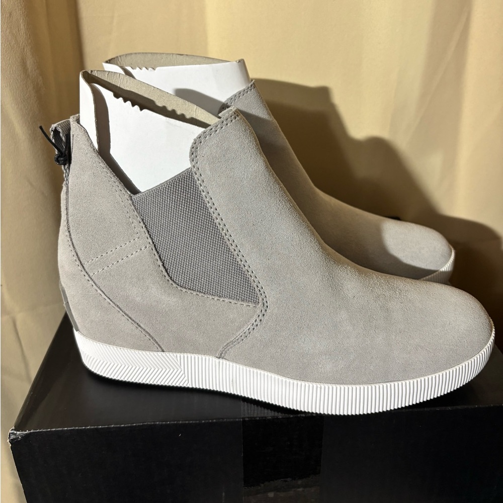 NIB Sorel Out N About Slip On Wedge Boots